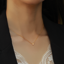 Load image into Gallery viewer, Star Necklace
