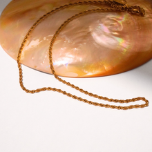 Load image into Gallery viewer, Sunlit Twist
