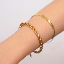 Load image into Gallery viewer, Stella
