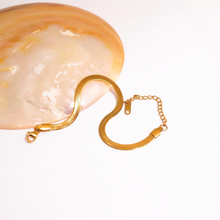 Load image into Gallery viewer, Lumi
