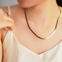 Load image into Gallery viewer, Snake Chain Necklace
